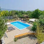 Dom wakacyjny House Zatka By Rent Istria